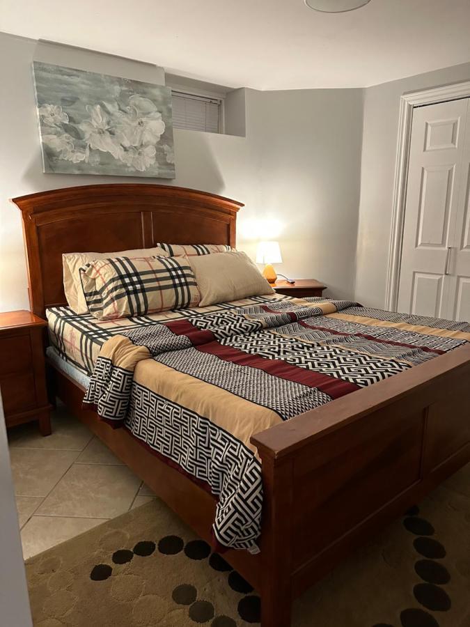 Deluxe Double Room- Hazel Stays Mississauga Kültér fotó